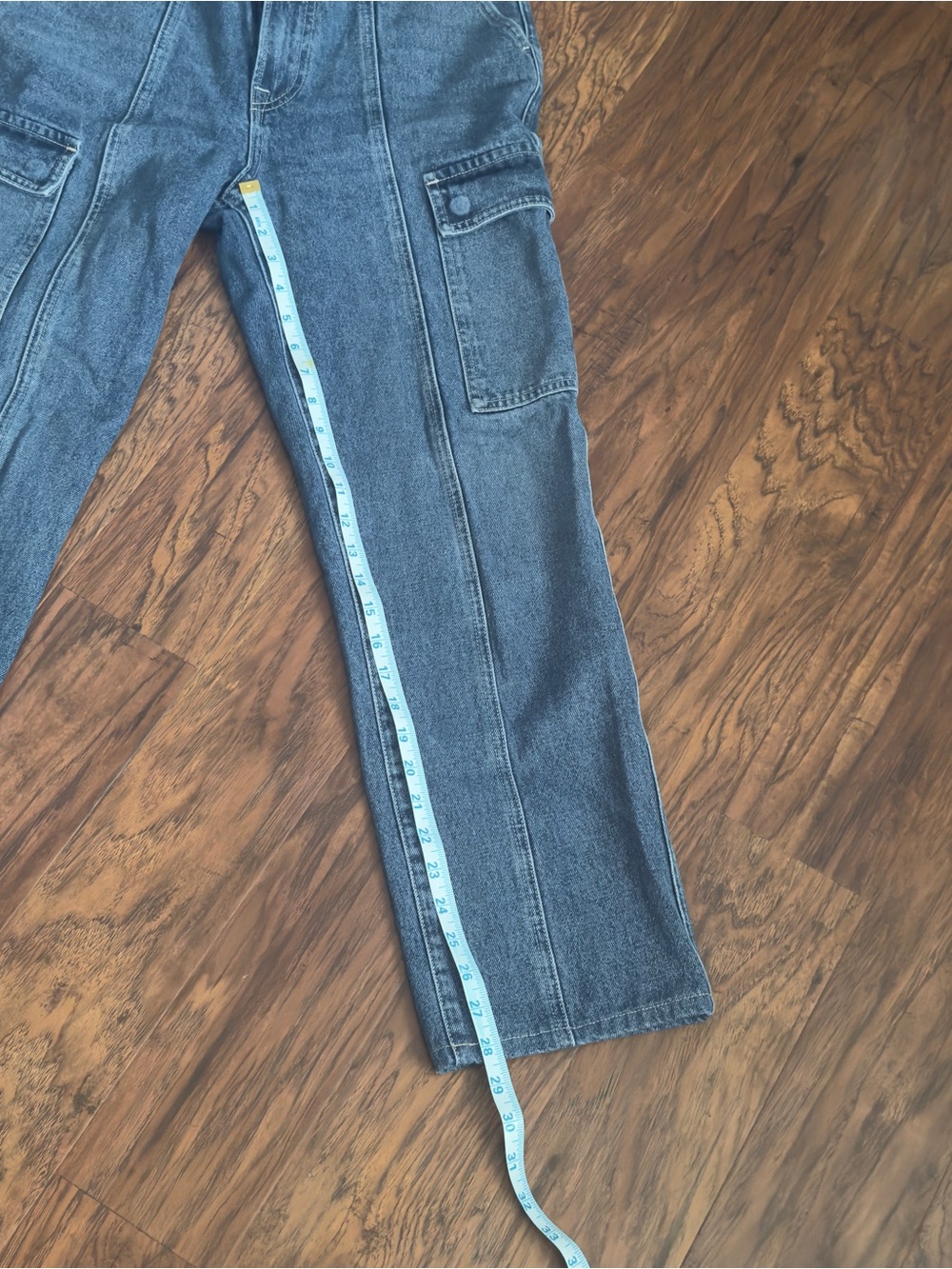 High-Rise Cargo Straight-Leg Jeans - Blue - Picture 5 of 11